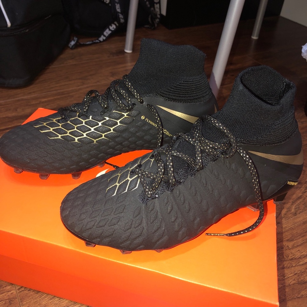 Phamtom 3 elite DF FG cleats